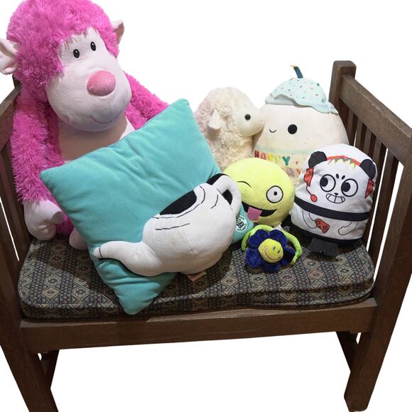 Lot of 7 Medium to Large Plushies 5 ib Kidcore Cozycore - Picture 1 of 16
